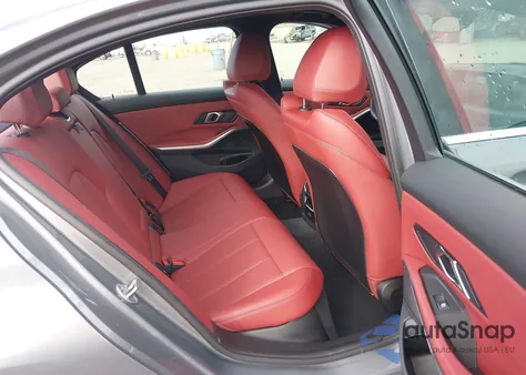 2025 BMW 330I z USA, uszkodzony, nr VIN 3MW69CW07S8F31629